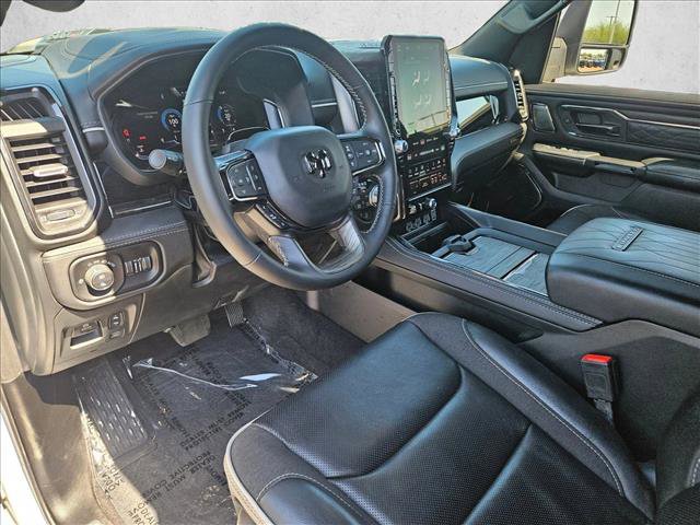 Used 2025 RAM 1500 Limited AWD/4WD image 10
