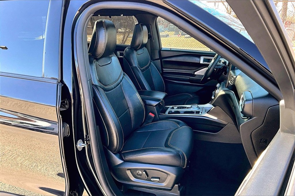 Certified 2020 Ford Explorer ST w/ Premium Technology Package image 7