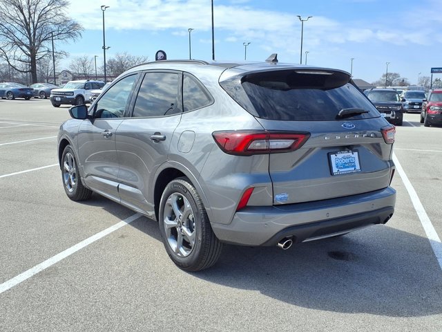 Certified 2024 Ford Escape ST-Line w/ Tech Pack #1 FWD image 3