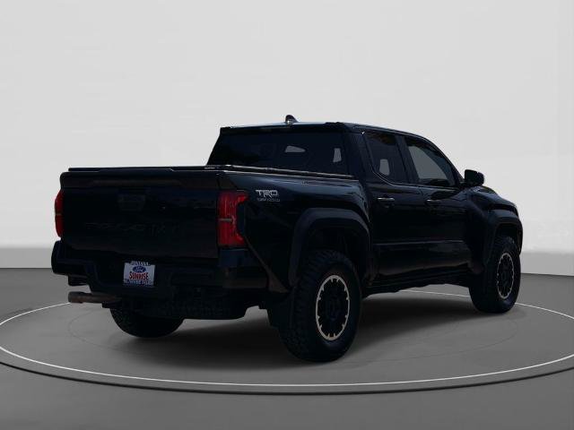 Used 2024 Toyota Tacoma TRD Off-Road AWD/4WD image 5