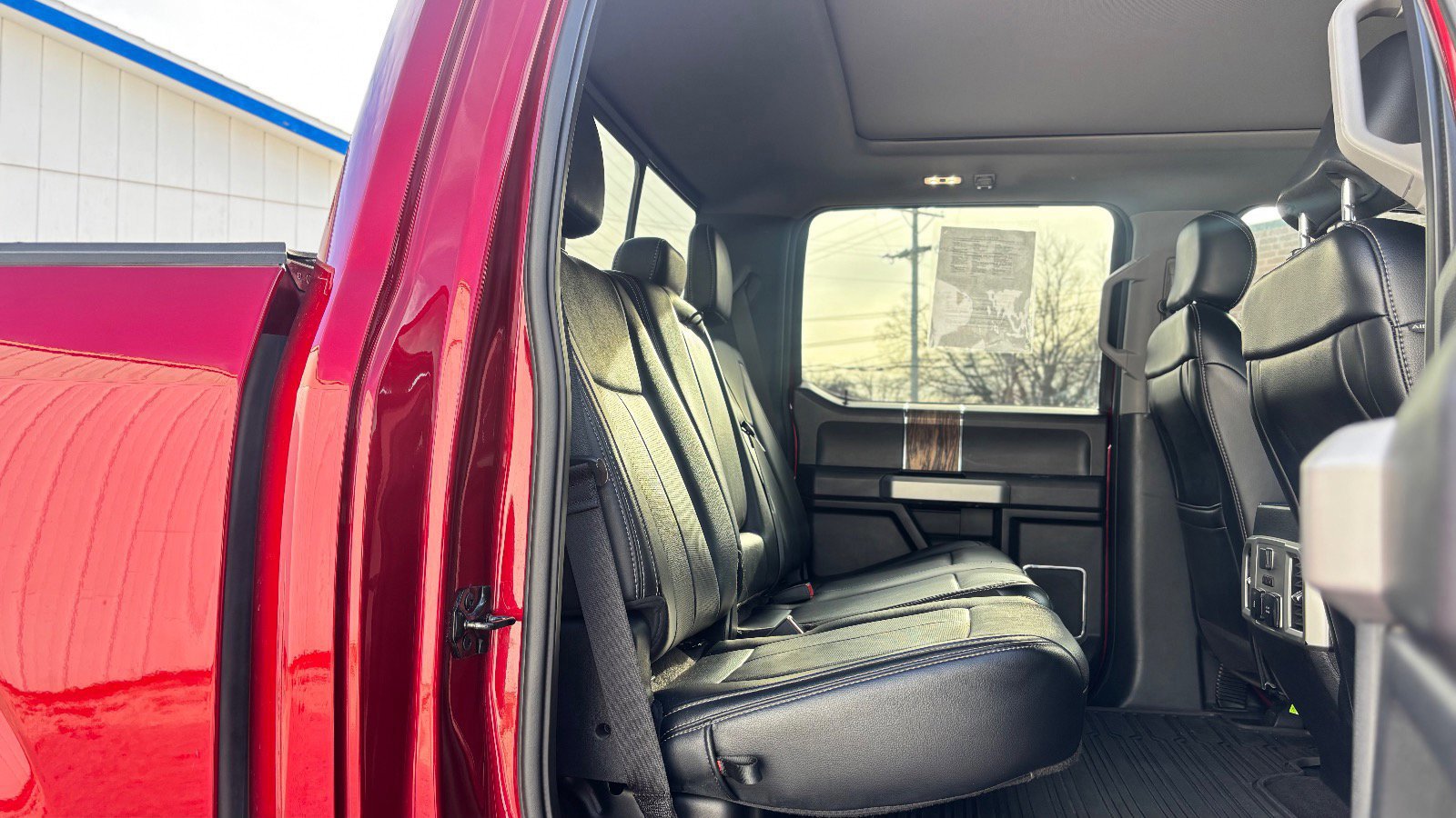 Certified 2019 Ford F150 Lariat w/ Equipment Group 502A Luxury image 28