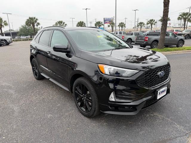 Certified 2024 Ford Edge ST-Line AWD/4WD image 8
