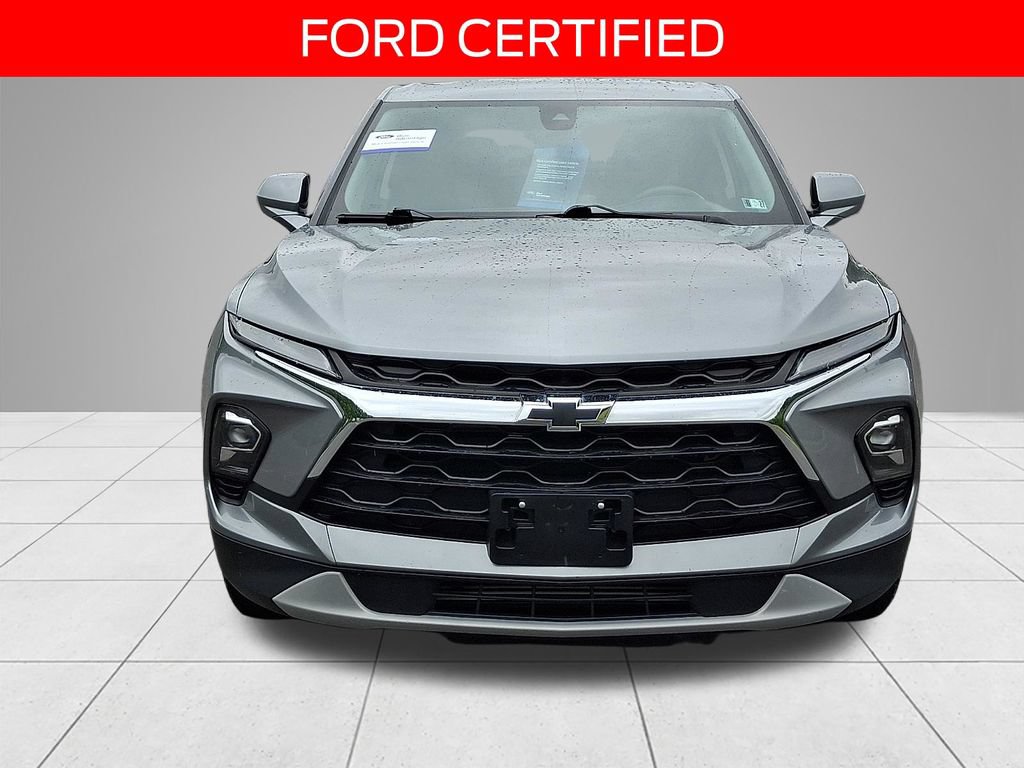 Used 2023 Chevrolet Blazer LT w/ Driver Confidence Package AWD/4WD image 2