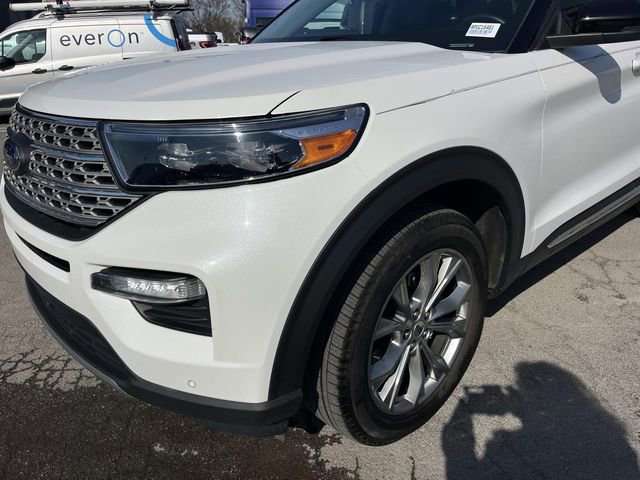Certified 2023 Ford Explorer Limited w/ Equipment Group 301A image 9