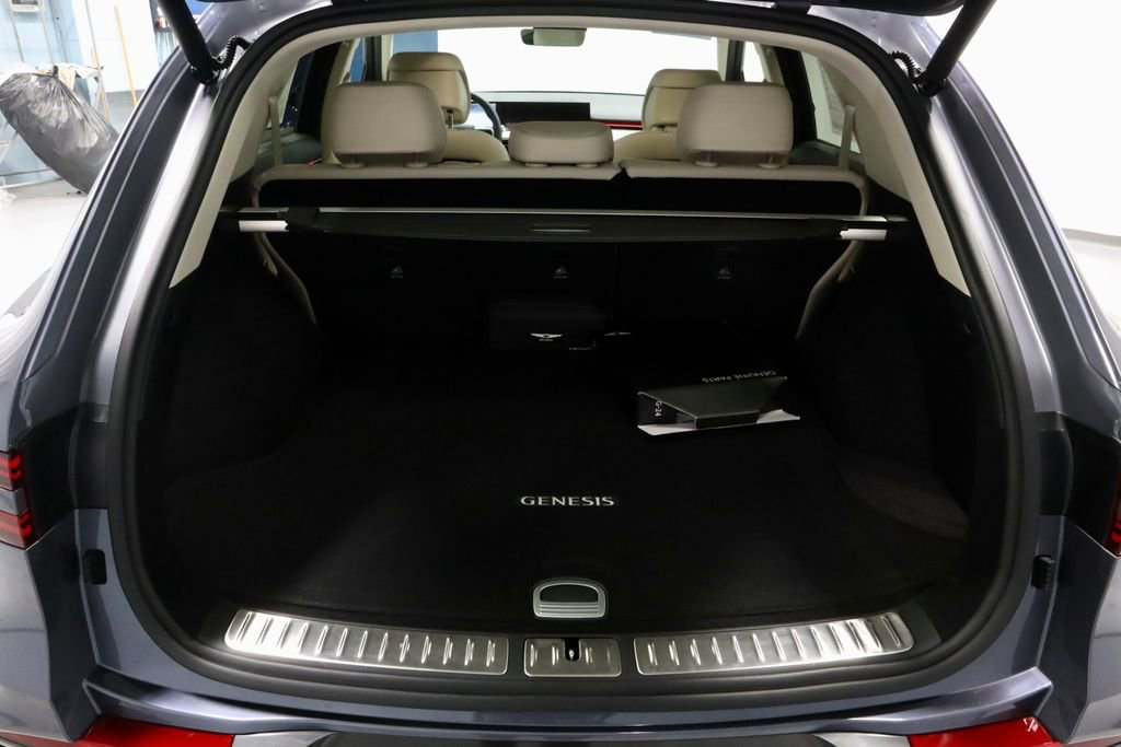Used 2026 Genesis GV70 2.5T AWD/4WD image 14