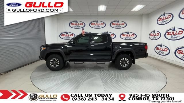 Used 2018 Toyota Tacoma TRD Off-Road w/ Technology Package AWD/4WD image 5