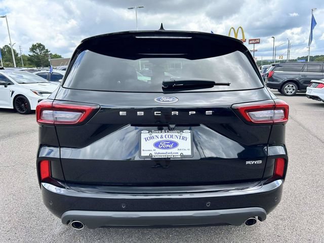 Certified 2024 Ford Escape ST-Line w/ Tech Pack #1 AWD/4WD image 4