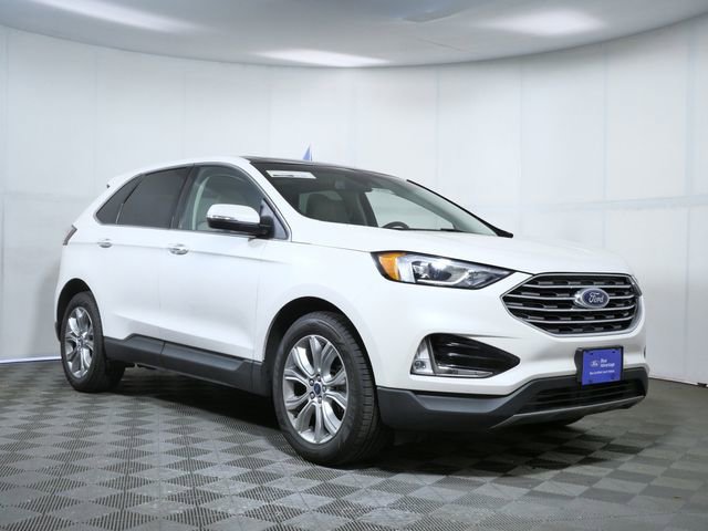 Certified 2019 Ford Edge Titanium w/ Class II Trailer Tow Package AWD/4WD image 1
