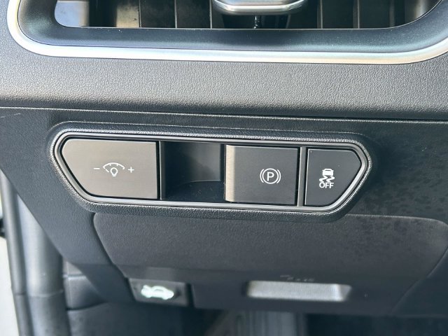 Used 2025 Kia K4 FWD image 16