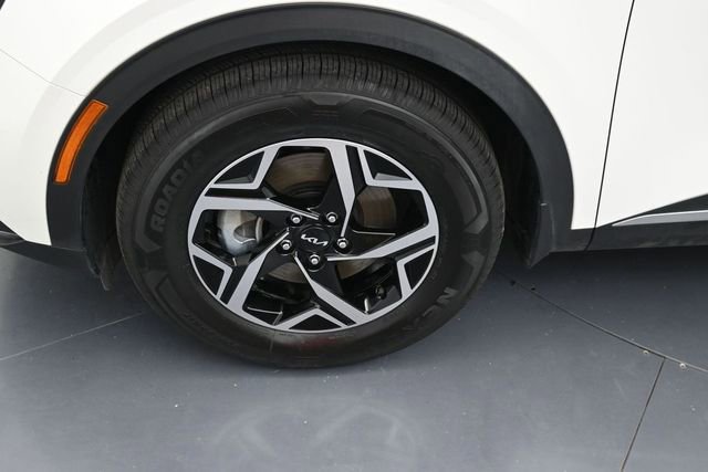 Used 2024 Kia Sportage LX FWD image 9