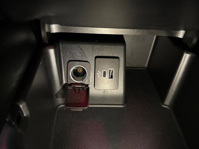 Certified 2025 Ford Explorer ST image 30