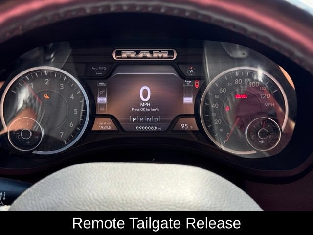 Used 2020 RAM 1500 Laramie AWD/4WD image 34