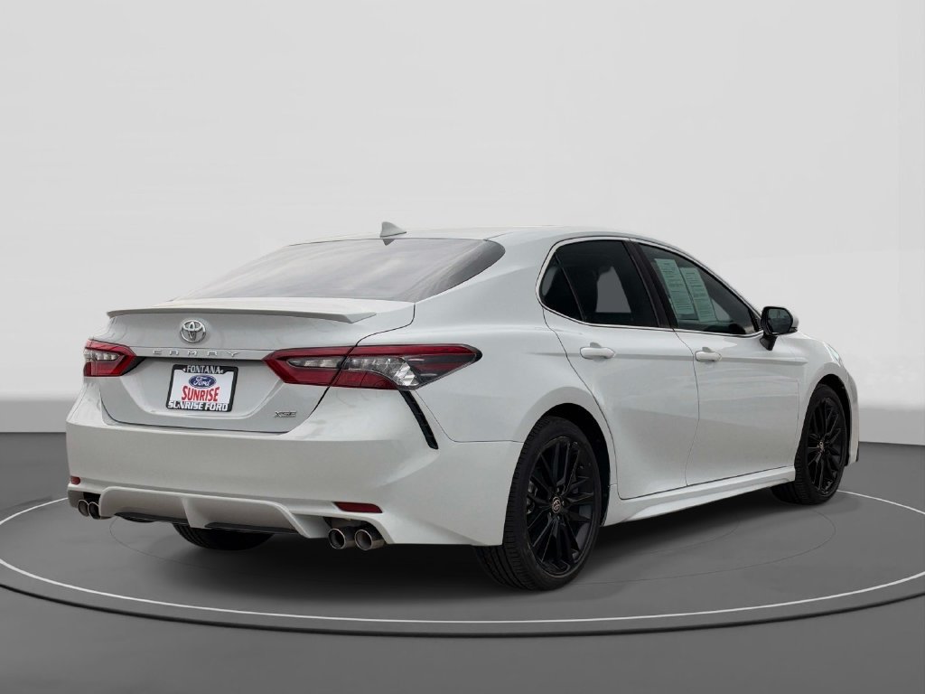 Used 2022 Toyota Camry XSE FWD image 5