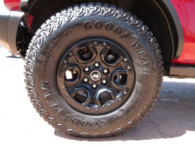 Certified 2025 Ford Bronco Badlands AWD/4WD image 8