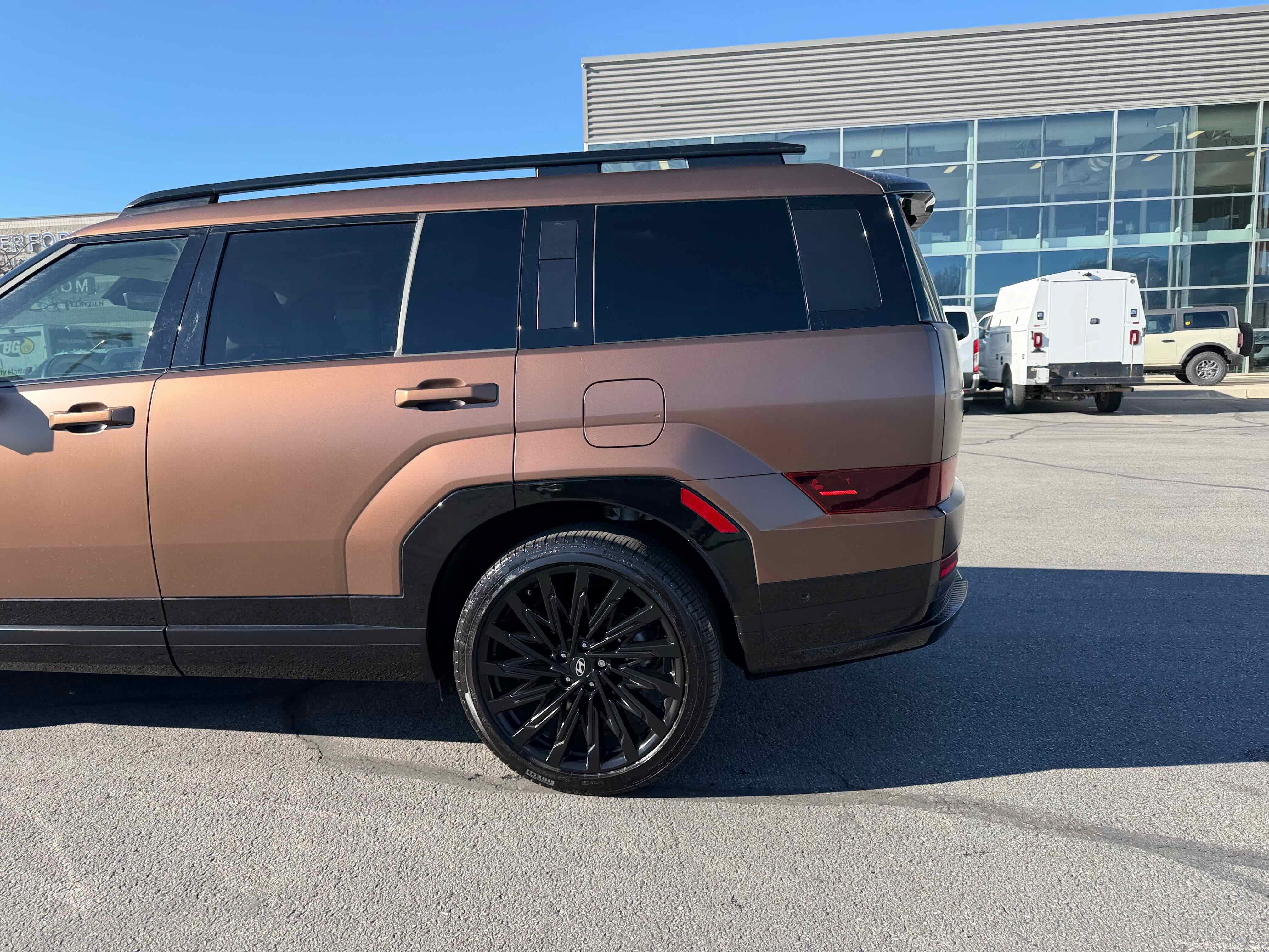 Used 2024 Hyundai Santa Fe Calligraphy image 4