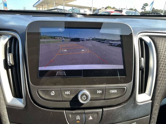 Used 2024 Chevrolet Malibu LT FWD image 18