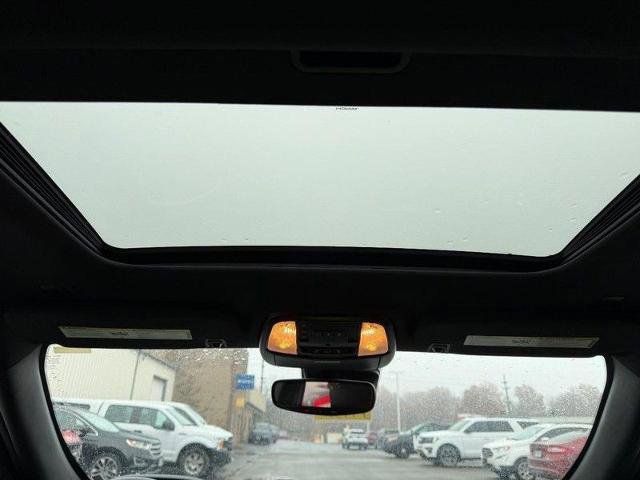 Used 2023 Dodge Durango GT image 11