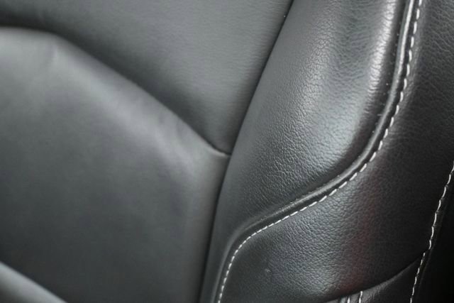 Used 2024 Cadillac XT4 Premium Luxury FWD image 13