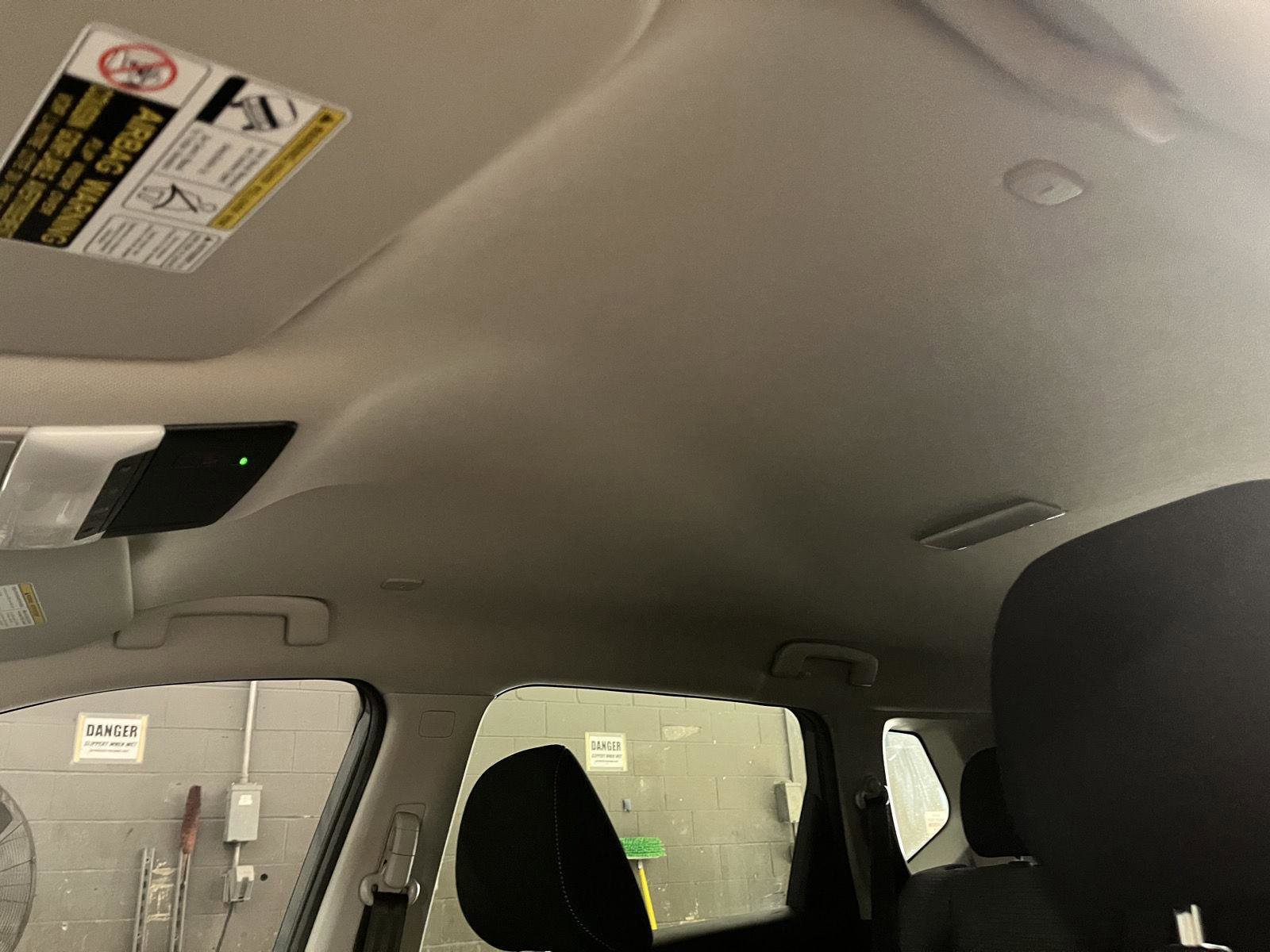 Used 2023 Nissan Rogue SV image 15