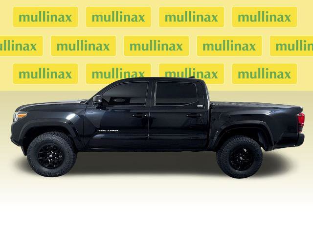 Used 2021 Toyota Tacoma SR5 RWD image 12