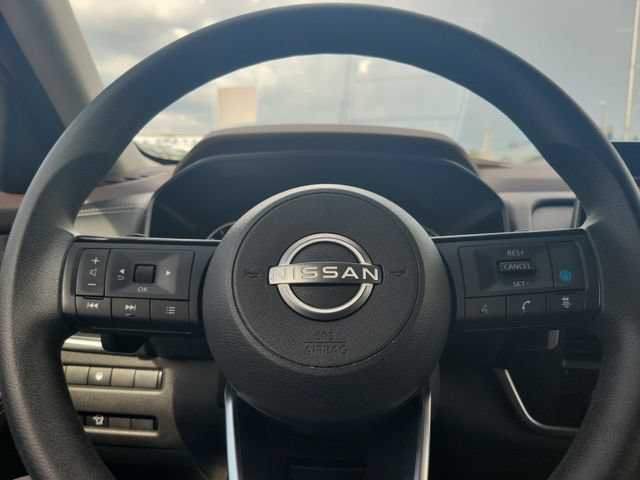 Used 2023 Nissan Rogue SV FWD image 22