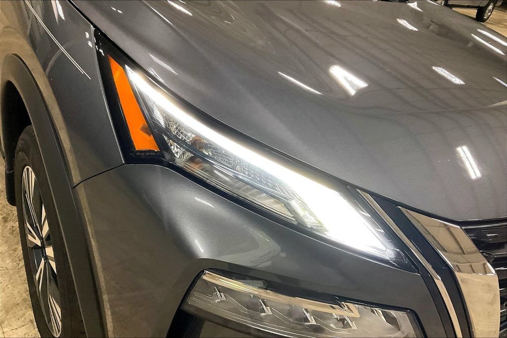 Used 2023 Nissan Rogue SV w/ SV Premium B Package AWD/4WD image 27