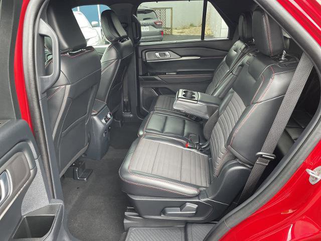 Certified 2025 Ford Explorer ST-Line w/ Premium Package image 11
