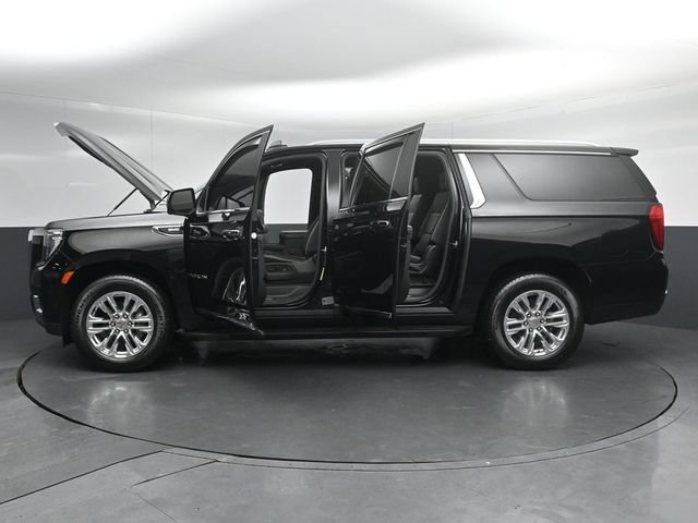 Used 2021 GMC Yukon XL SLT w/ SLT Luxury Plus Package AWD/4WD image 57