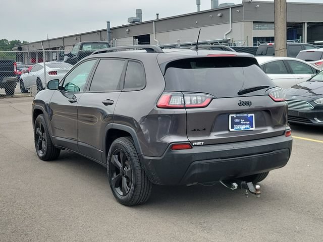 Used 2021 Jeep Cherokee Latitude Plus AWD/4WD image 3