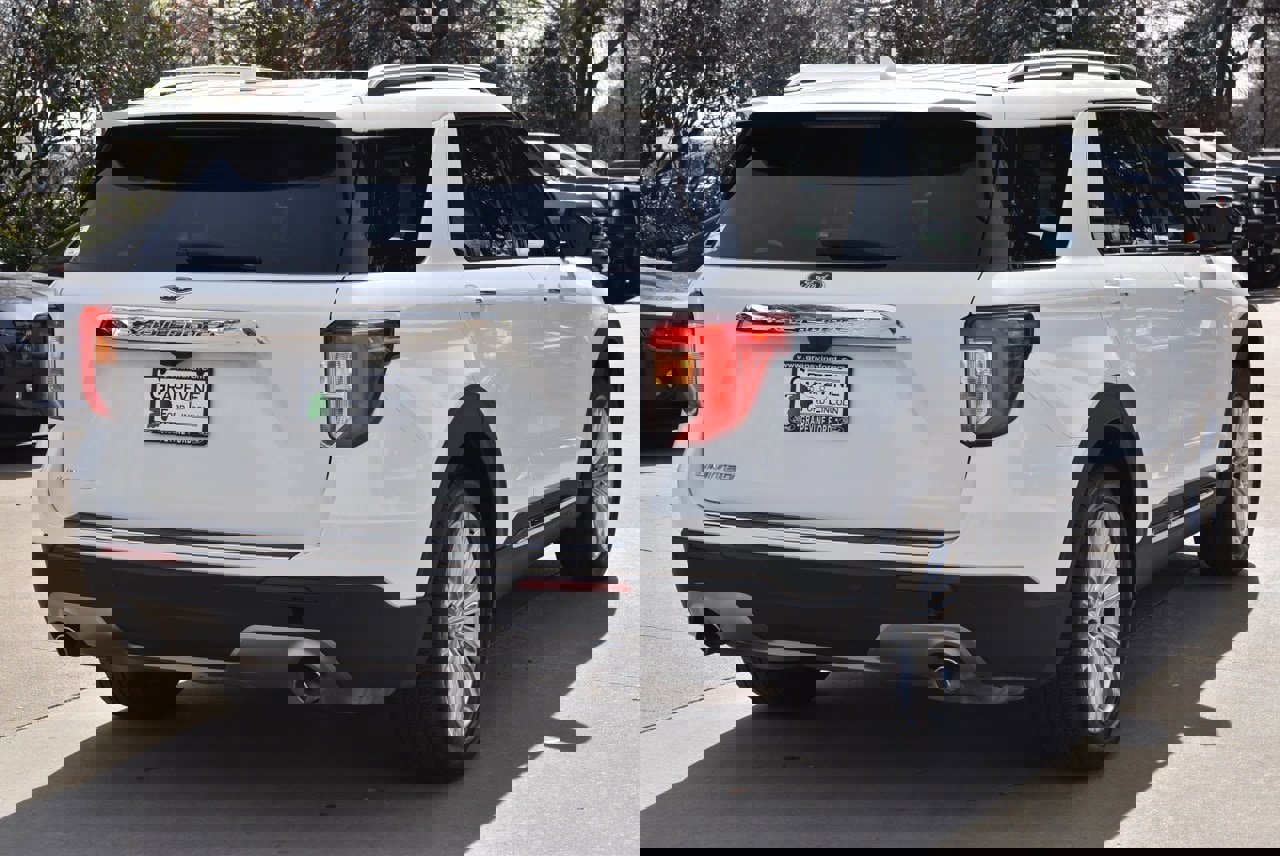 Certified 2022 Ford Explorer Limited w/ Limited Technology Package image 8