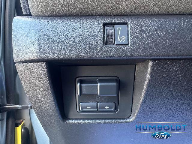 Used 2024 Chevrolet Colorado ZR2 w/ Technology Package AWD/4WD image 18