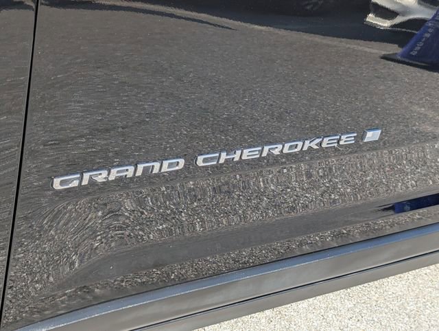 Used 2021 Jeep Grand Cherokee L Limited RWD image 5