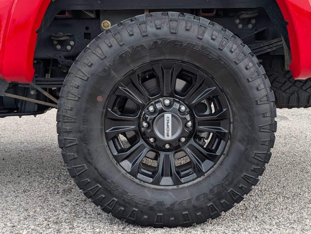 Certified 2022 Ford F250 Lariat w/ Tremor Off-Road Package AWD/4WD image 28