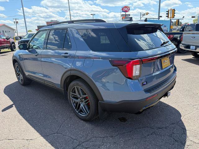 Certified 2025 Ford Explorer ST-Line w/ Premium Package AWD/4WD image 5