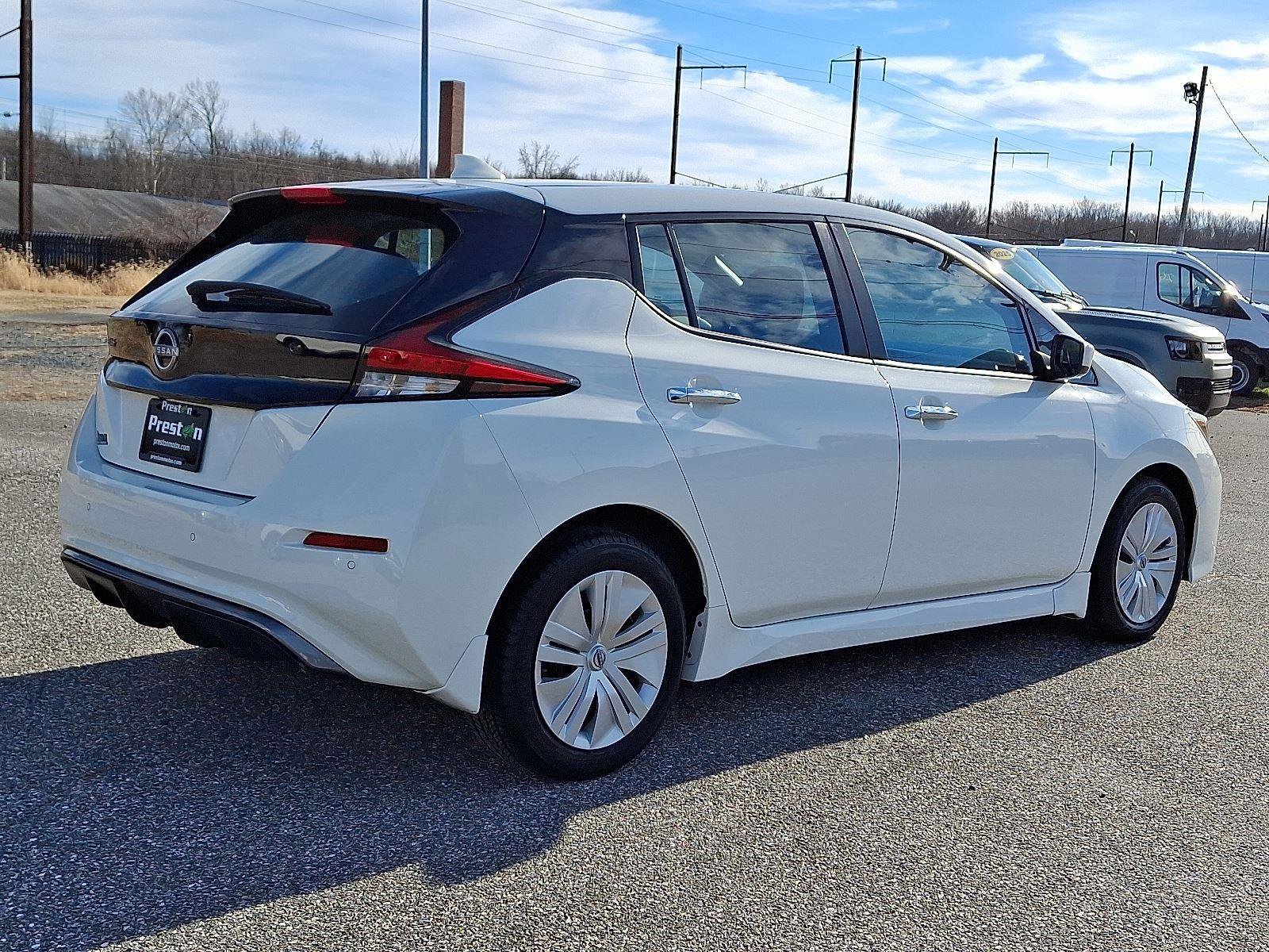 Used 2023 Nissan Leaf S image 5