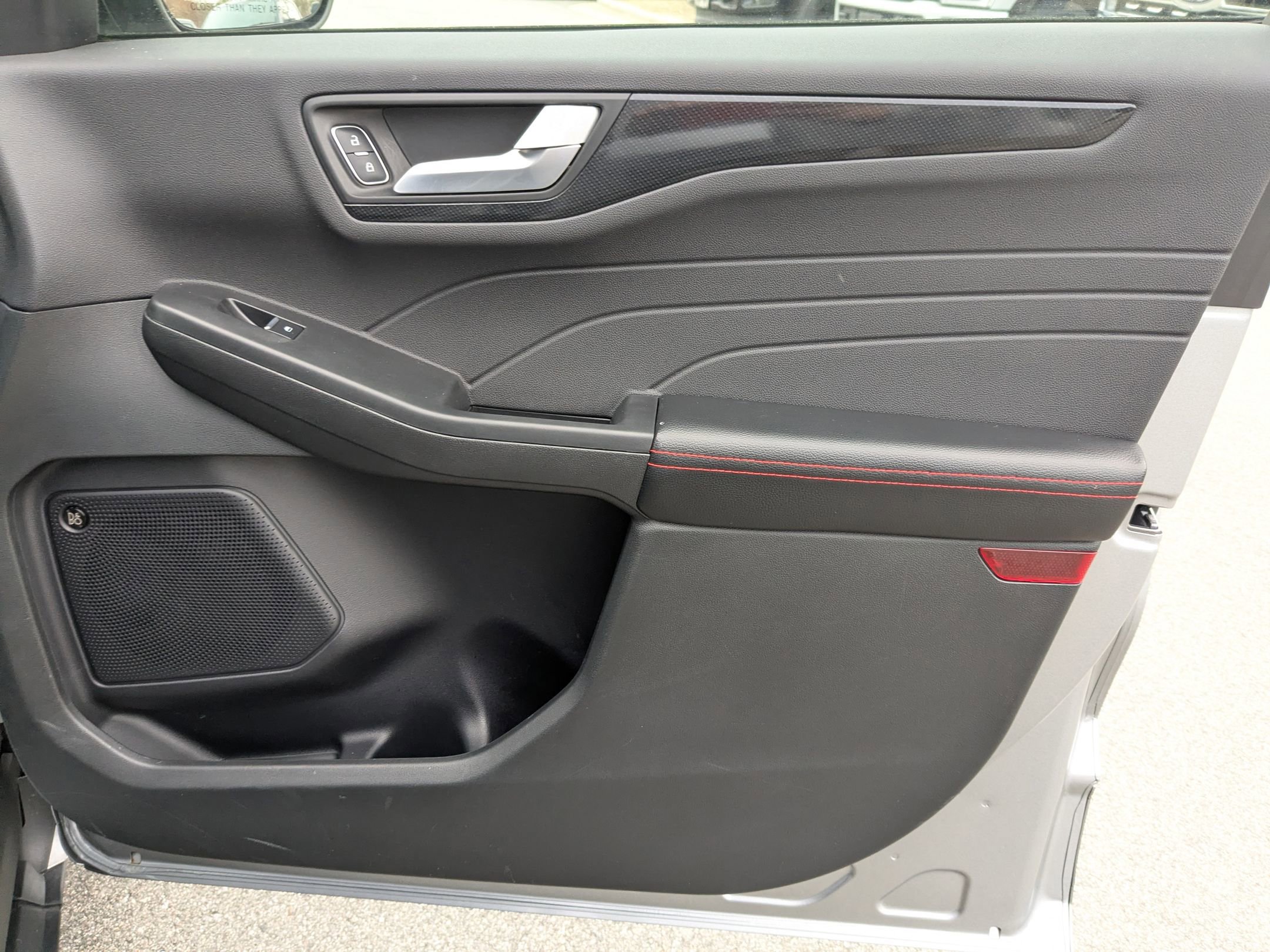 Certified 2023 Ford Escape ST-Line Select w/ Tech Pack #2 image 38