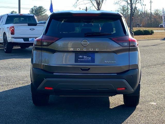 Used 2023 Nissan Rogue SV image 4