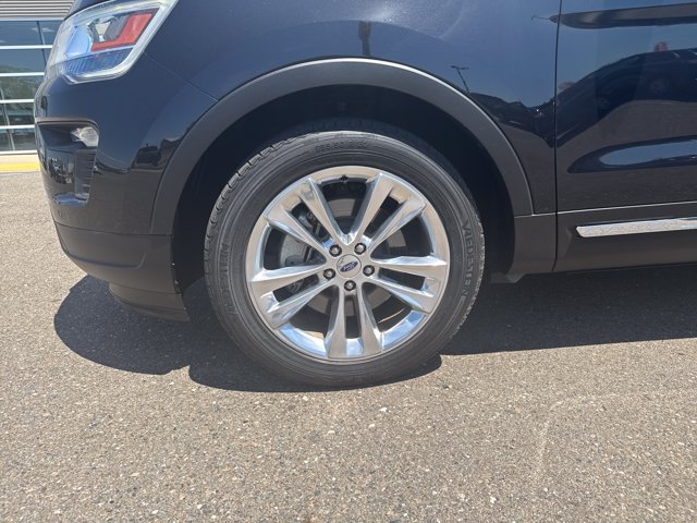 Certified 2019 Ford Explorer XLT w/ Equipment Group 202A AWD/4WD image 13
