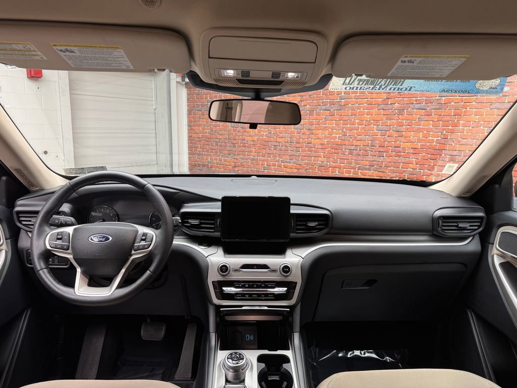 Certified 2023 Ford Explorer XLT AWD/4WD image 13