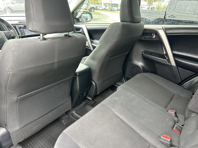 Used 2018 Toyota RAV4 XLE FWD image 23