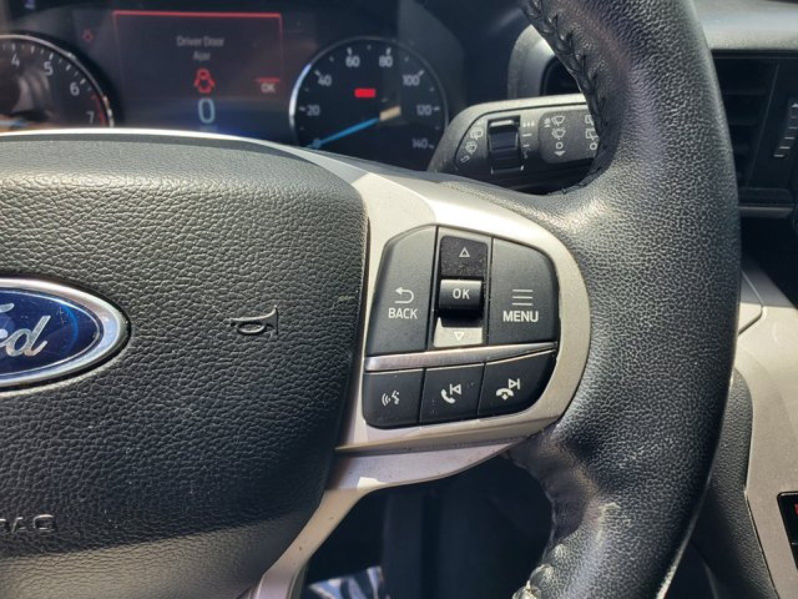 Certified 2023 Ford Explorer XLT RWD image 19