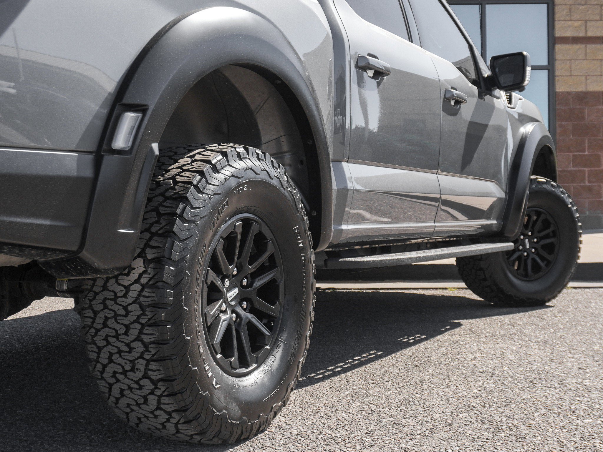 Certified 2025 Ford F150 Raptor AWD/4WD image 11