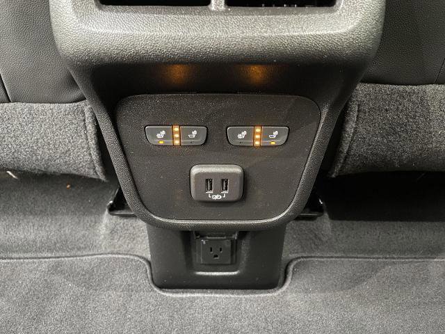 Used 2022 Chevrolet Equinox Premier image 21