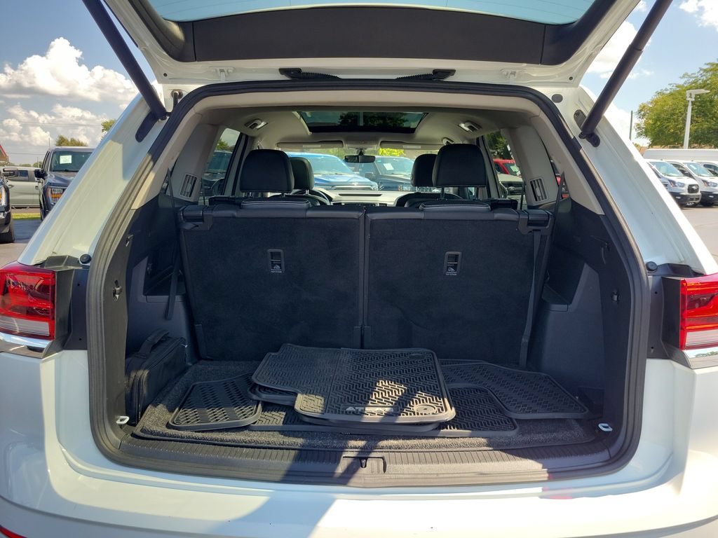 Used 2021 Volkswagen Atlas SE w/ Panoramic Sunroof Package FWD image 10