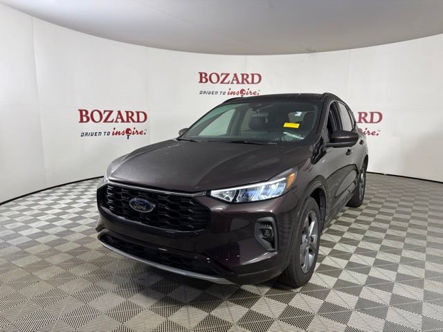 Certified 2023 Ford Escape ST-Line Select w/ Tech Pack #2 AWD/4WD image 4