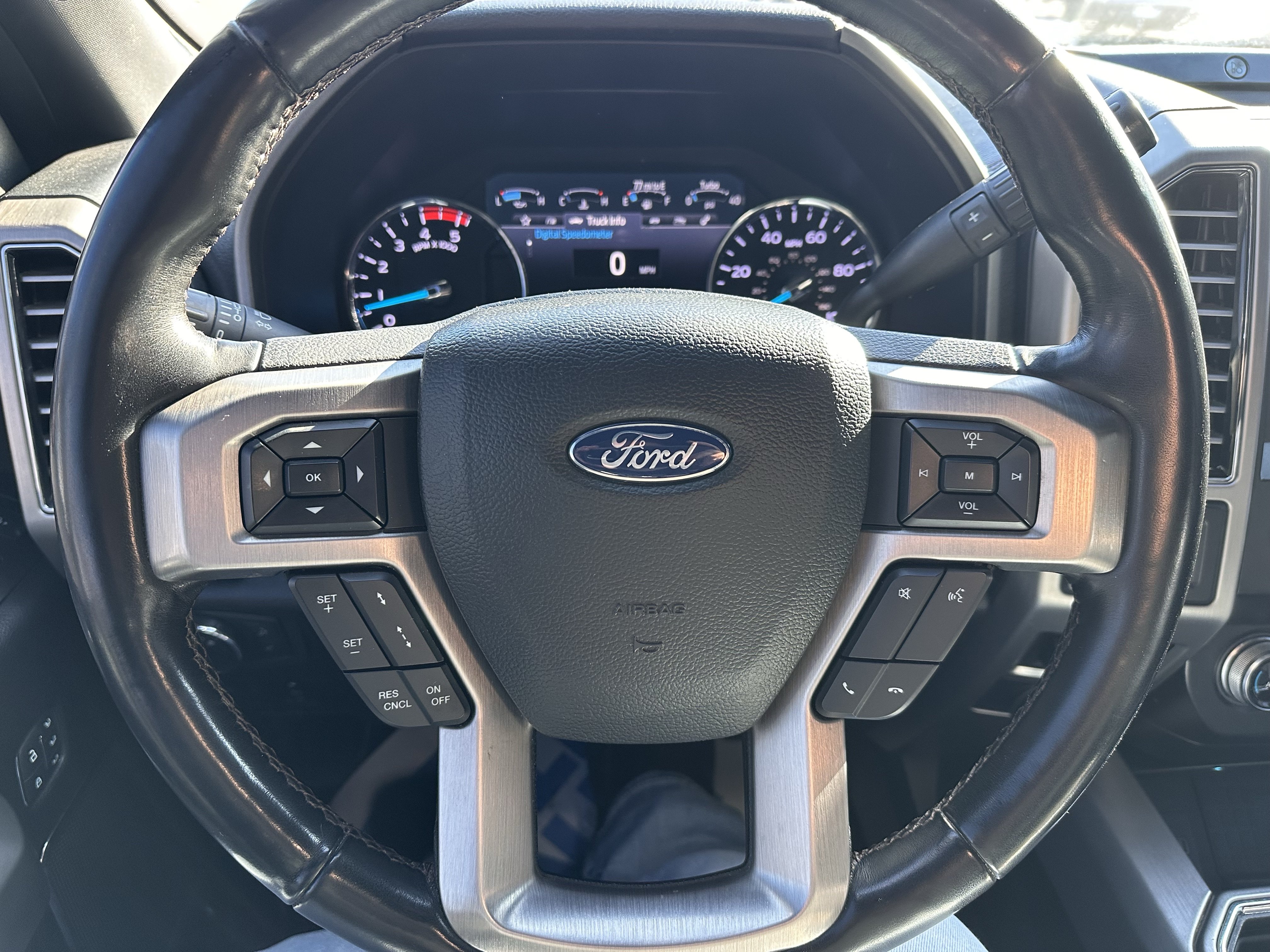 Certified 2021 Ford F350 Platinum AWD/4WD image 25