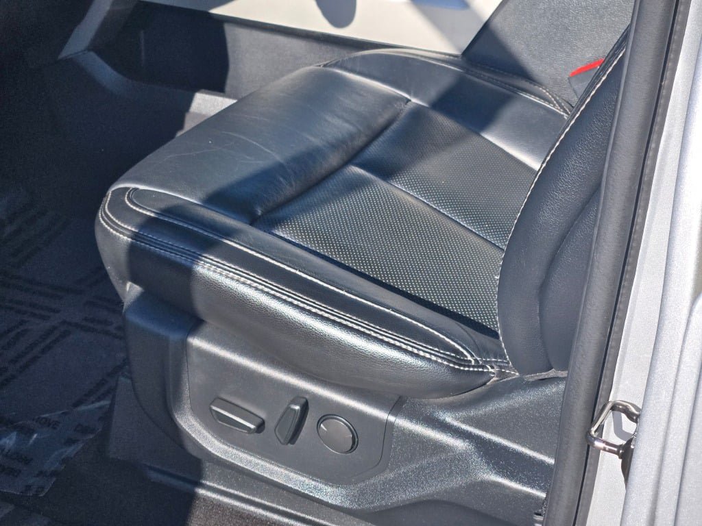 Certified 2019 Ford F150 Lariat w/ Equipment Group 502A Luxury AWD/4WD image 24