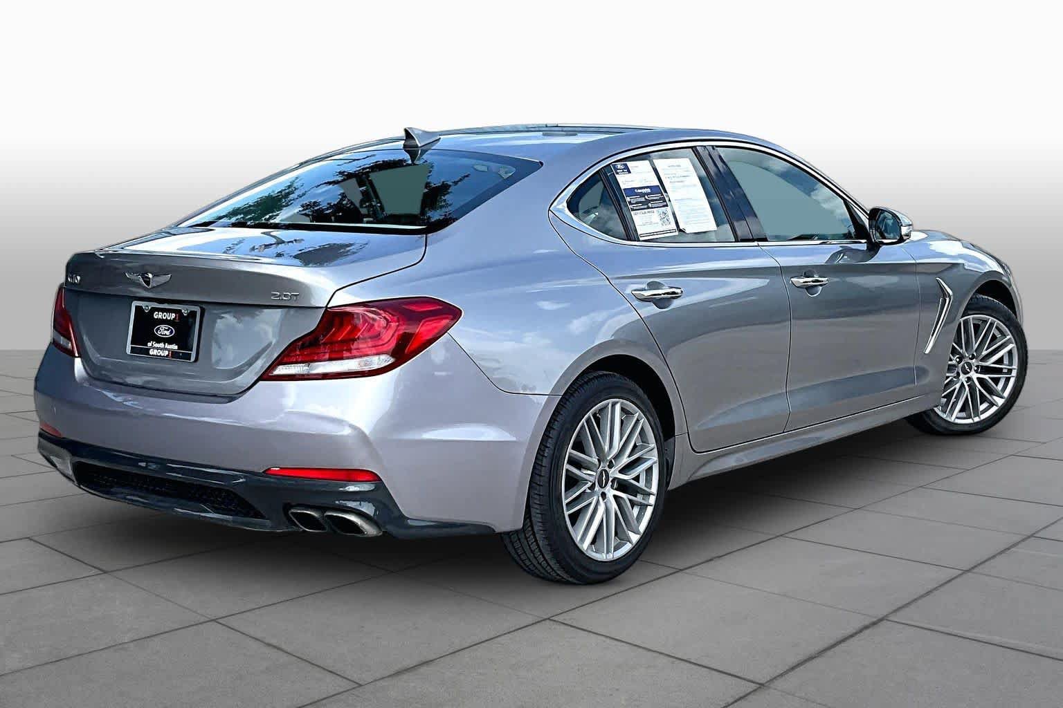 Used 2020 Genesis G70 2.0T RWD image 12