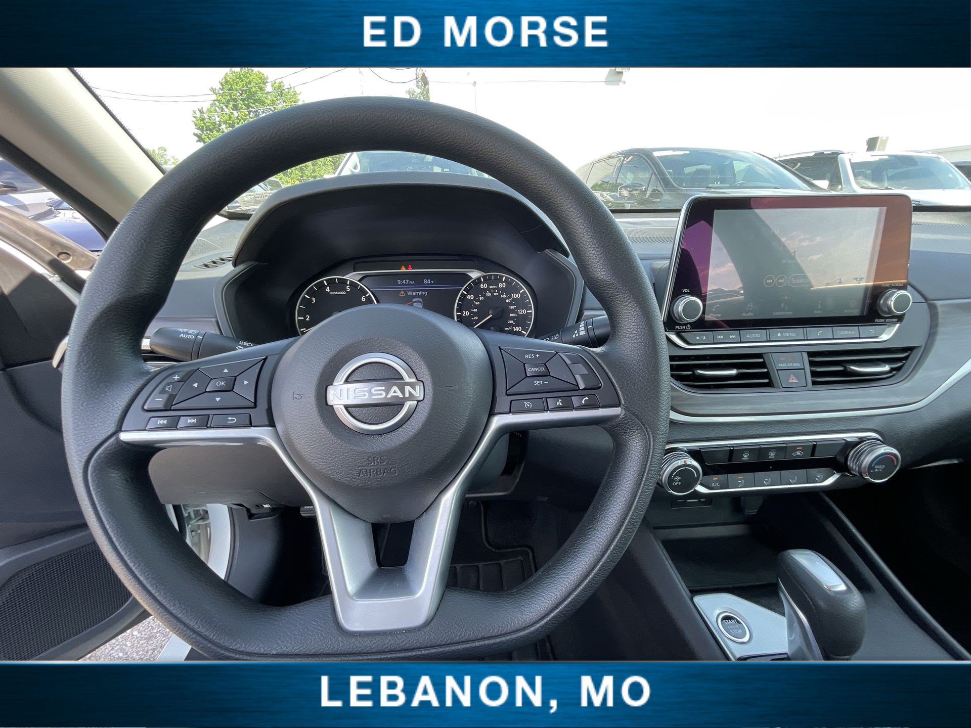 Used 2025 Nissan Altima 2.5 SV FWD image 11