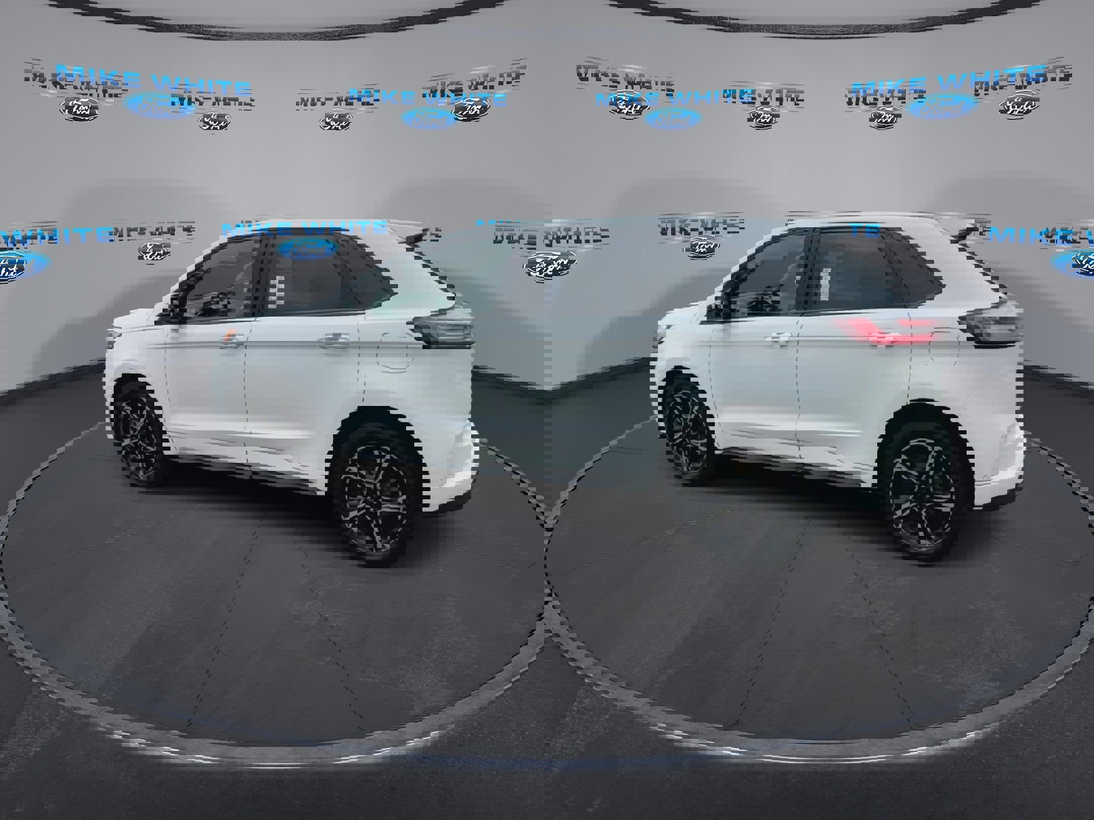 Certified 2020 Ford Edge ST w/ Equipment Group 401A image 2